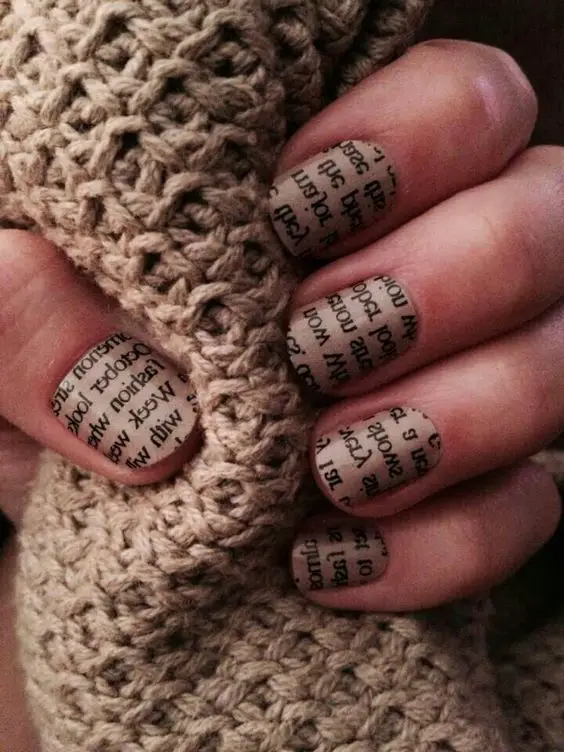 How to Make Newspaper Nails Art: DIY - Olive Coco Mag